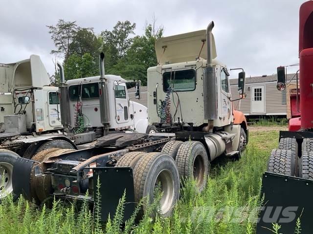 Freightliner  曳引機組件