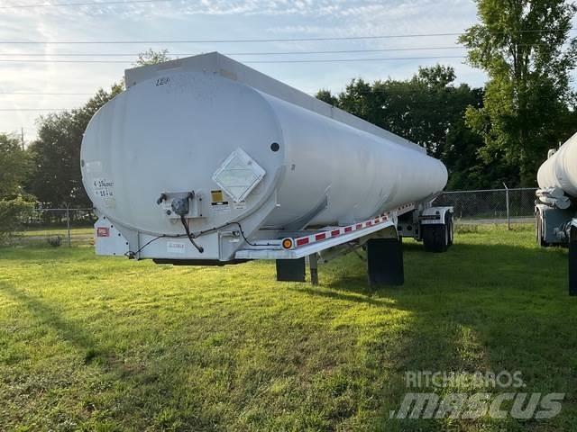 Fruehauf  罐體拖車