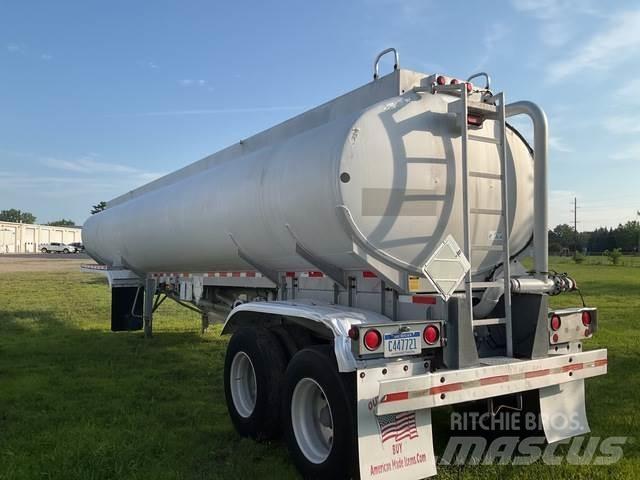 Fruehauf  罐體拖車