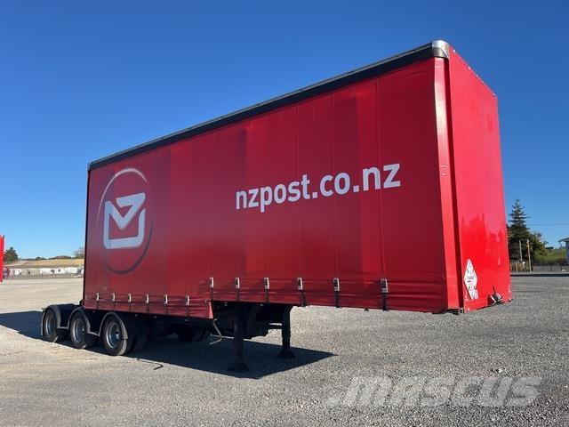 Fruehauf  篷布拖車