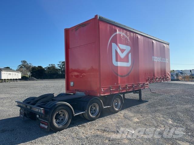 Fruehauf  篷布拖車