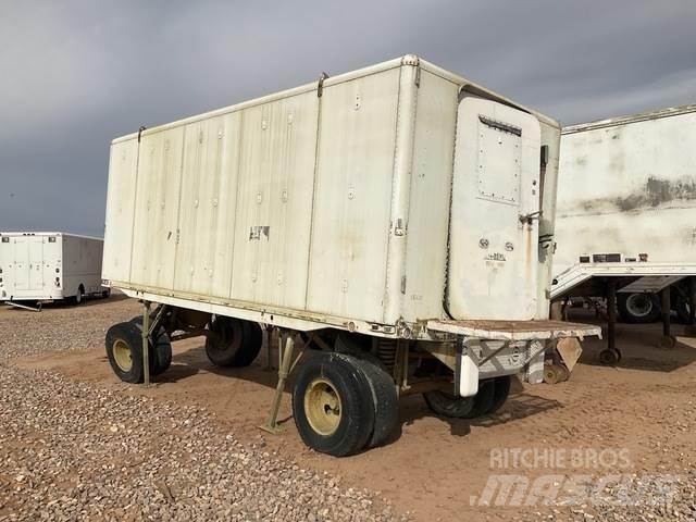 Fruehauf M244 箱體拖車
