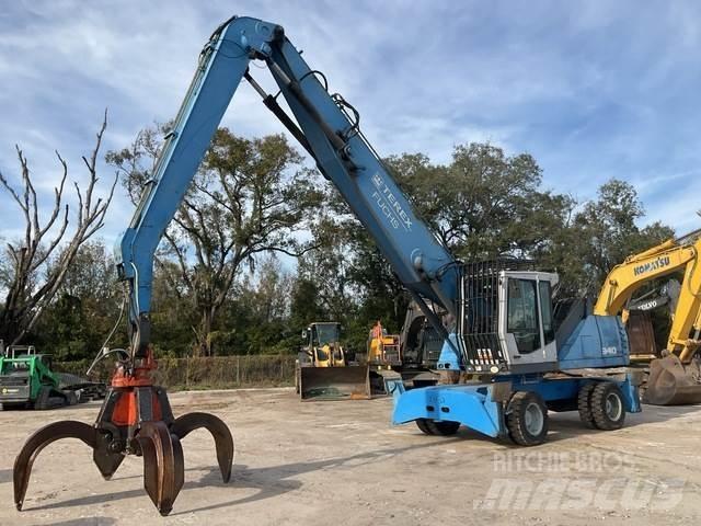 Fuchs MHL340 廢棄物/工業用操作車
