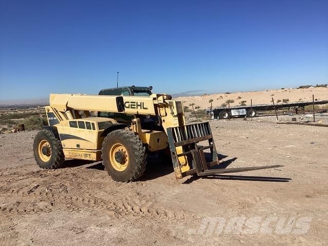 Gehl DL12-40 伸縮臂操作車