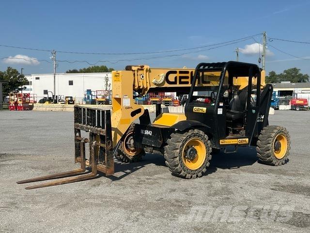 Gehl RS6-34 伸縮臂操作車