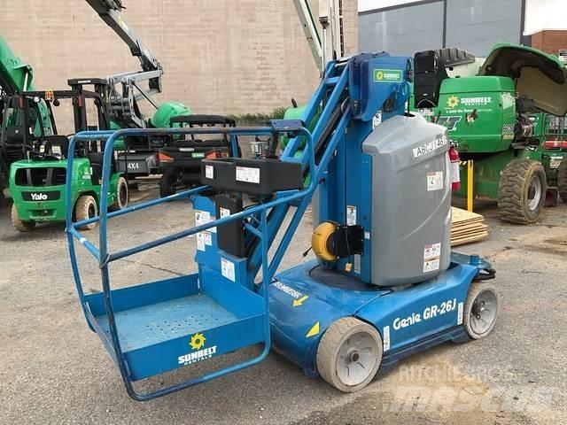 Genie GR26J 垂直升降工作台