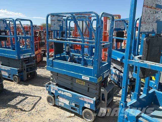Genie GS-1330M 剪式升降機