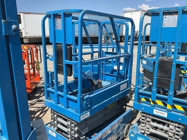 Genie GS-1330M 剪式升降機
