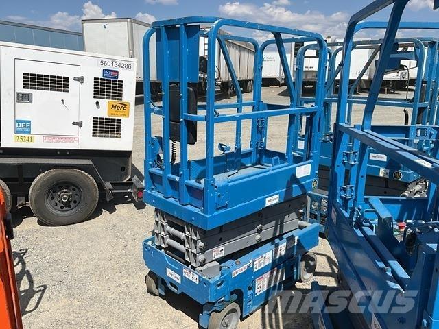 Genie GS-1330M 剪式升降機