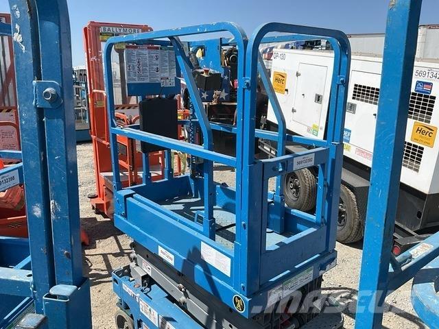 Genie GS-1330M 剪式升降機