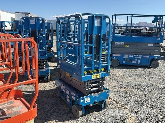 Genie GS-1330M 剪式升降機