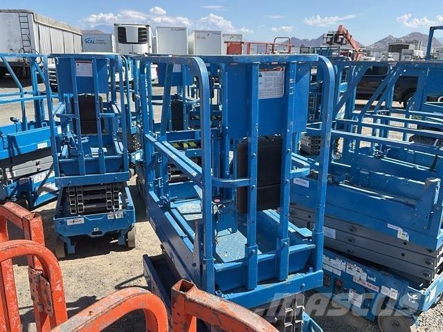 Genie GS-1330M 剪式升降機