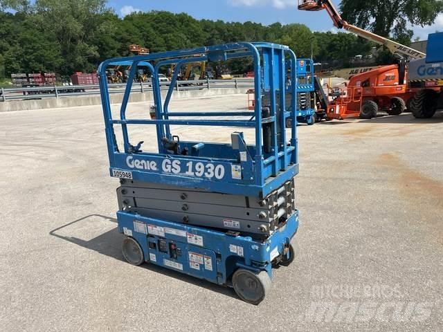 Genie GS-1930 剪式升降機