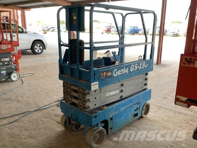 Genie GS-1930 剪式升降機