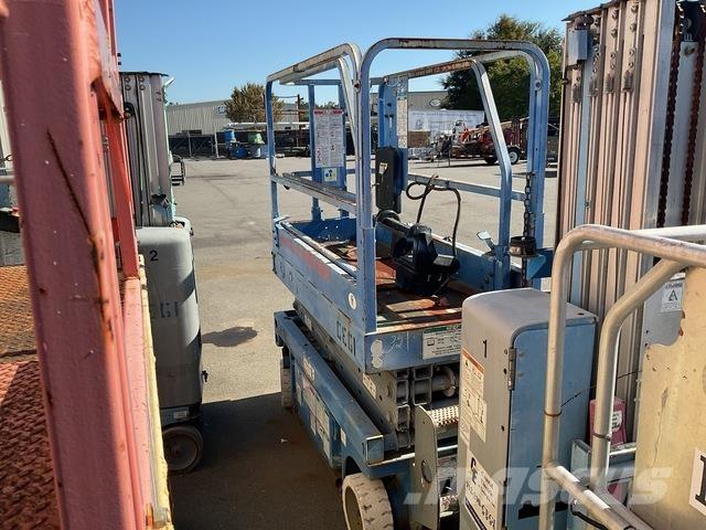 Genie GS-1930 剪式升降機