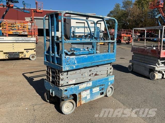 Genie GS-1930 剪式升降機