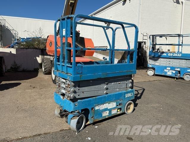 Genie GS-1930 剪式升降機