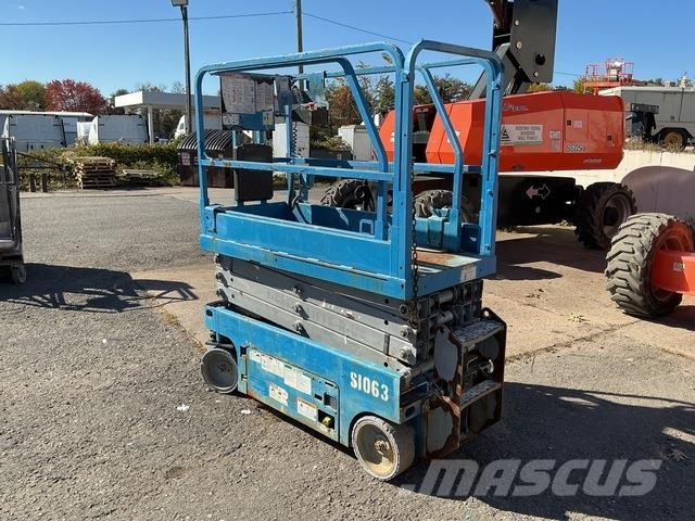 Genie GS-1930 剪式升降機