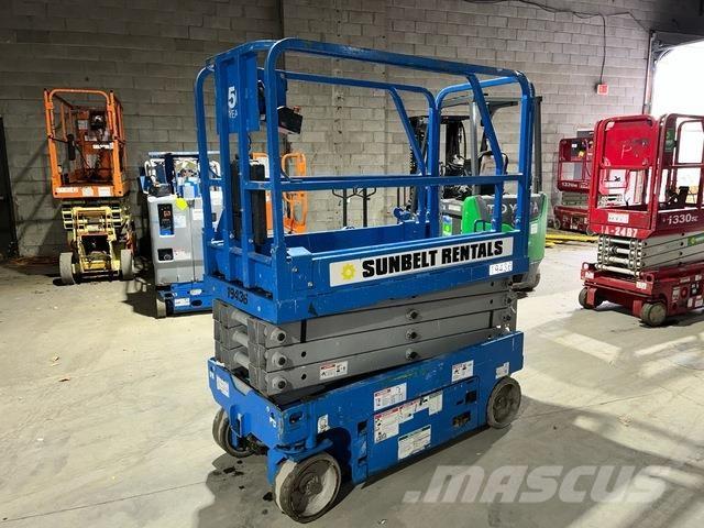 Genie GS-1930 剪式升降機