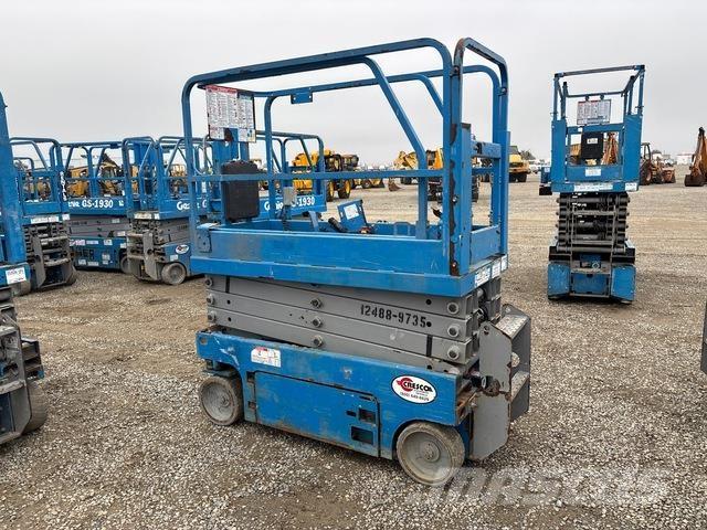 Genie GS-1930 剪式升降機