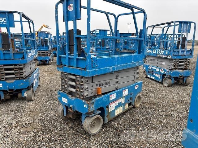 Genie GS-1930 剪式升降機