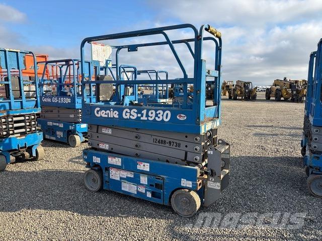 Genie GS-1930 剪式升降機