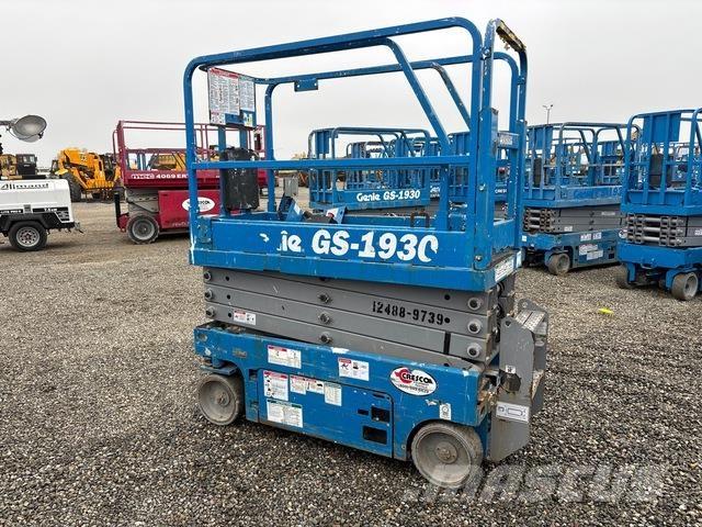 Genie GS-1930 剪式升降機