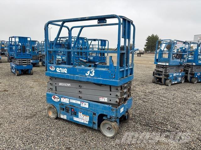 Genie GS-1930 剪式升降機