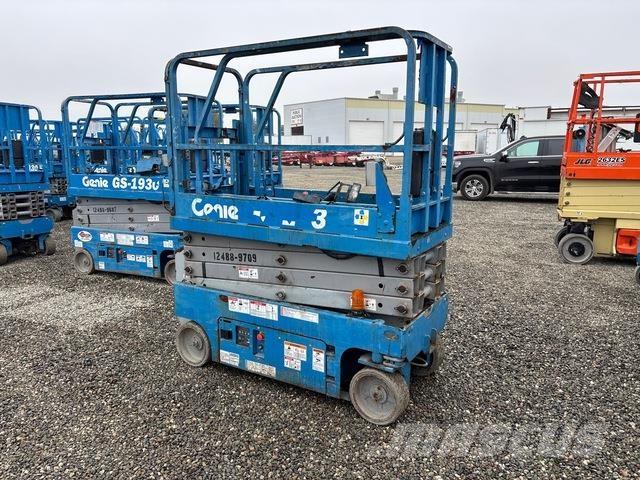 Genie GS-1930 剪式升降機