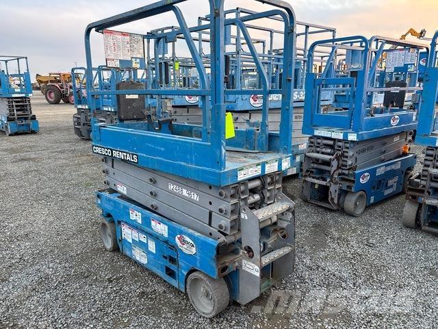 Genie GS-1930 剪式升降機