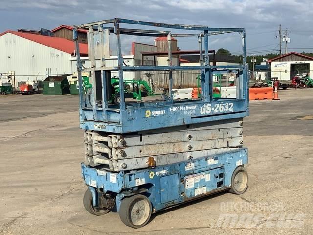 Genie GS-2632 剪式升降機