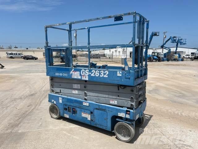 Genie GS-2632 剪式升降機
