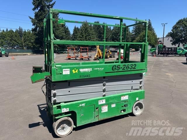 Genie GS-2632 剪式升降機