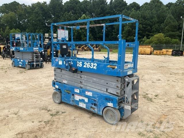 Genie GS-2632 剪式升降機