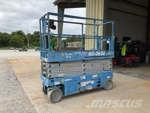 Genie GS-2632 剪式升降機