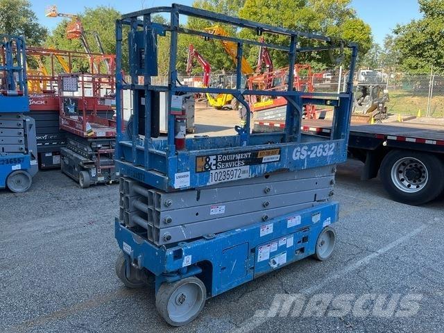 Genie GS-2632 剪式升降機