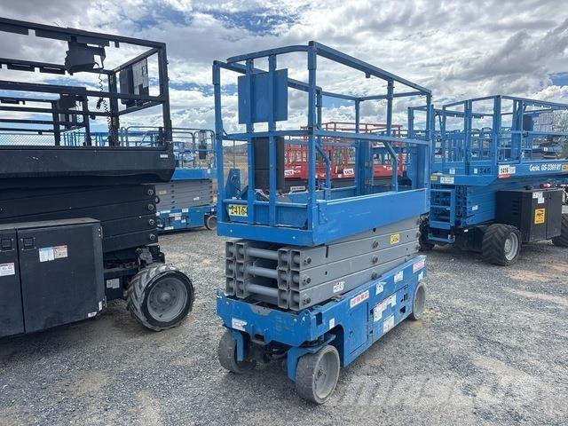 Genie GS-2632 剪式升降機