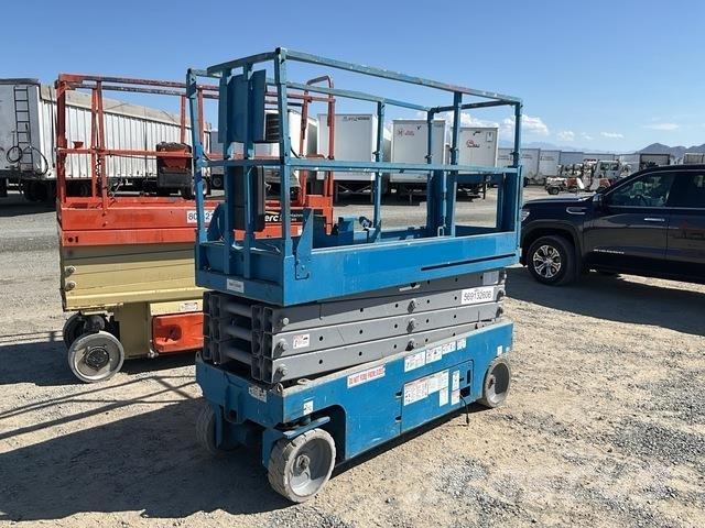 Genie GS-2632 剪式升降機