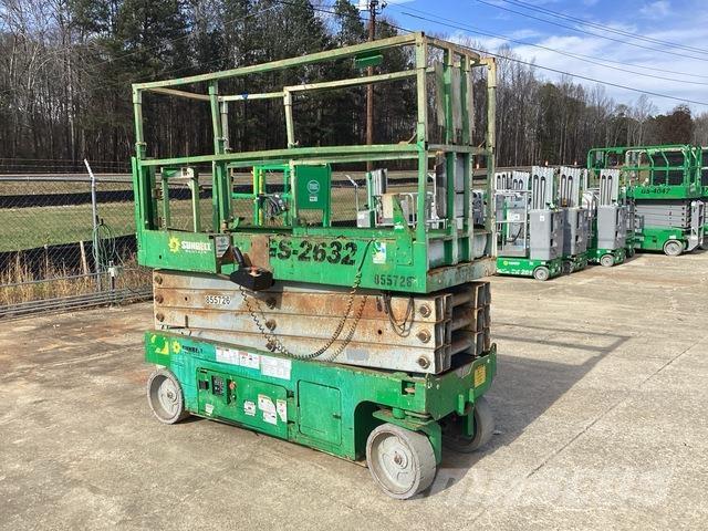 Genie GS-2632 剪式升降機