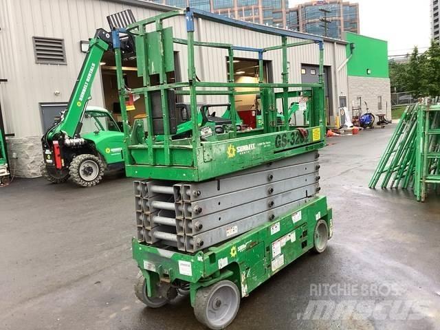 Genie GS-3232 剪式升降機