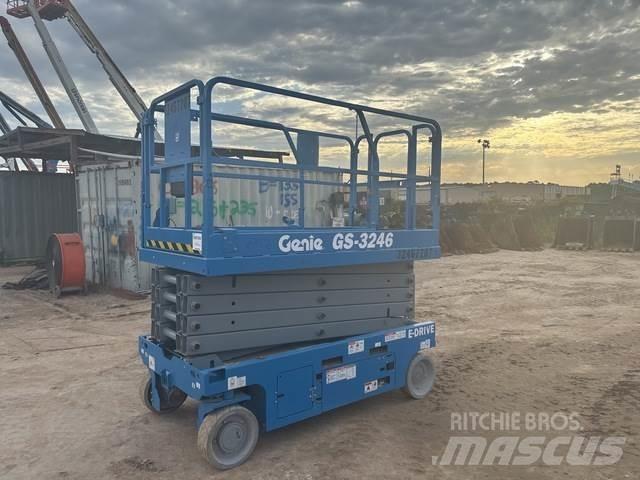 Genie GS-3246 剪式升降機