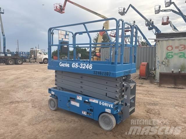 Genie GS-3246 剪式升降機