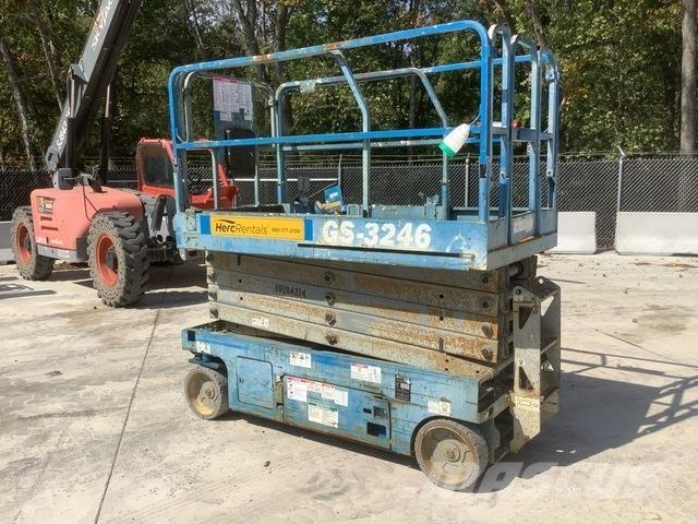 Genie GS-3246 剪式升降機