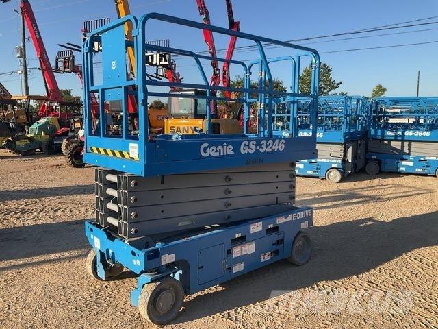 Genie GS-3246 剪式升降機