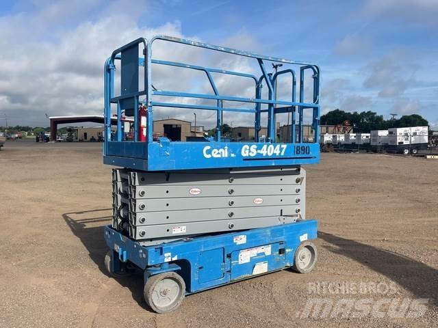 Genie GS-4047 剪式升降機
