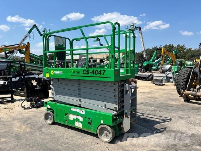 Genie GS-4047 剪式升降機