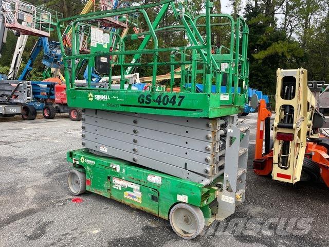 Genie GS-4047 剪式升降機
