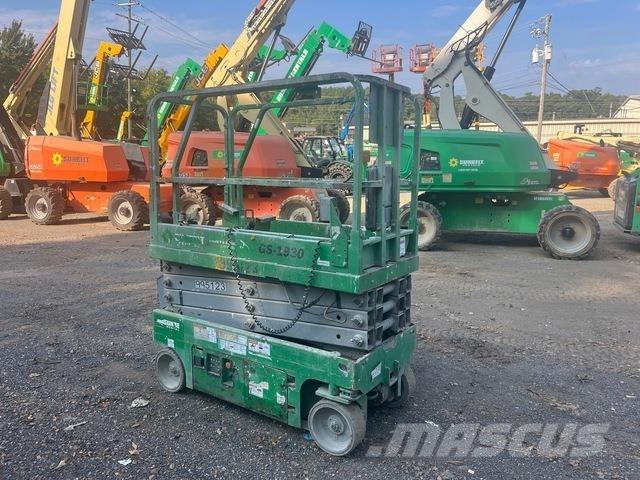 Genie GS1930 剪式升降機