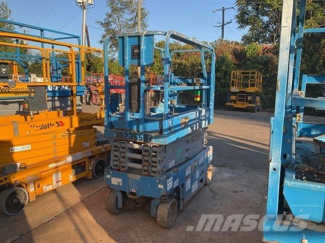 Genie GS1930 剪式升降機