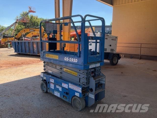 Genie GS1930 剪式升降機